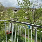Gemuetliche Wohnung Zwischen Gruen Und Duisburg Hbf